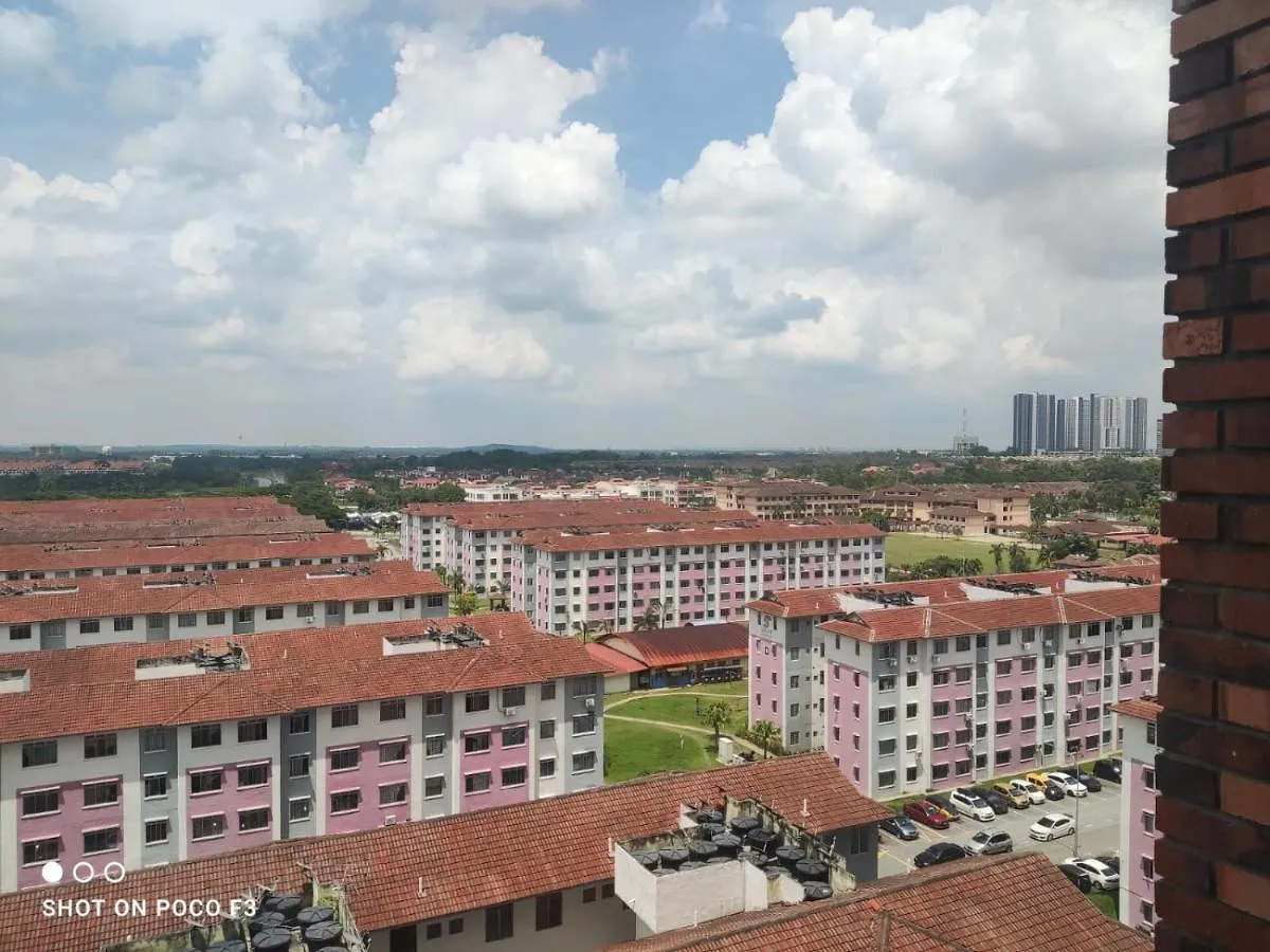Cozy Unit- Bell Suites- Horizon Suites- Wifi- Netflix- Parking Swimming Pool- Klia Sepang 0*,  Malaysia