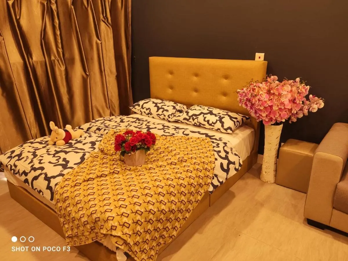 Apartment Cozy Unit- Bell Suites- Horizon Suites- Wifi- Netflix- Parking Swimming Pool- Klia Sepang