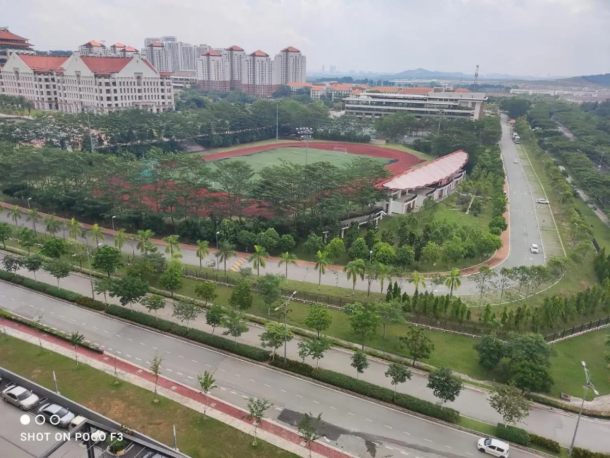 Cozy Unit- Bell Suites- Horizon Suites- Wifi- Netflix- Parking Swimming Pool- Klia Sepang Malaysia