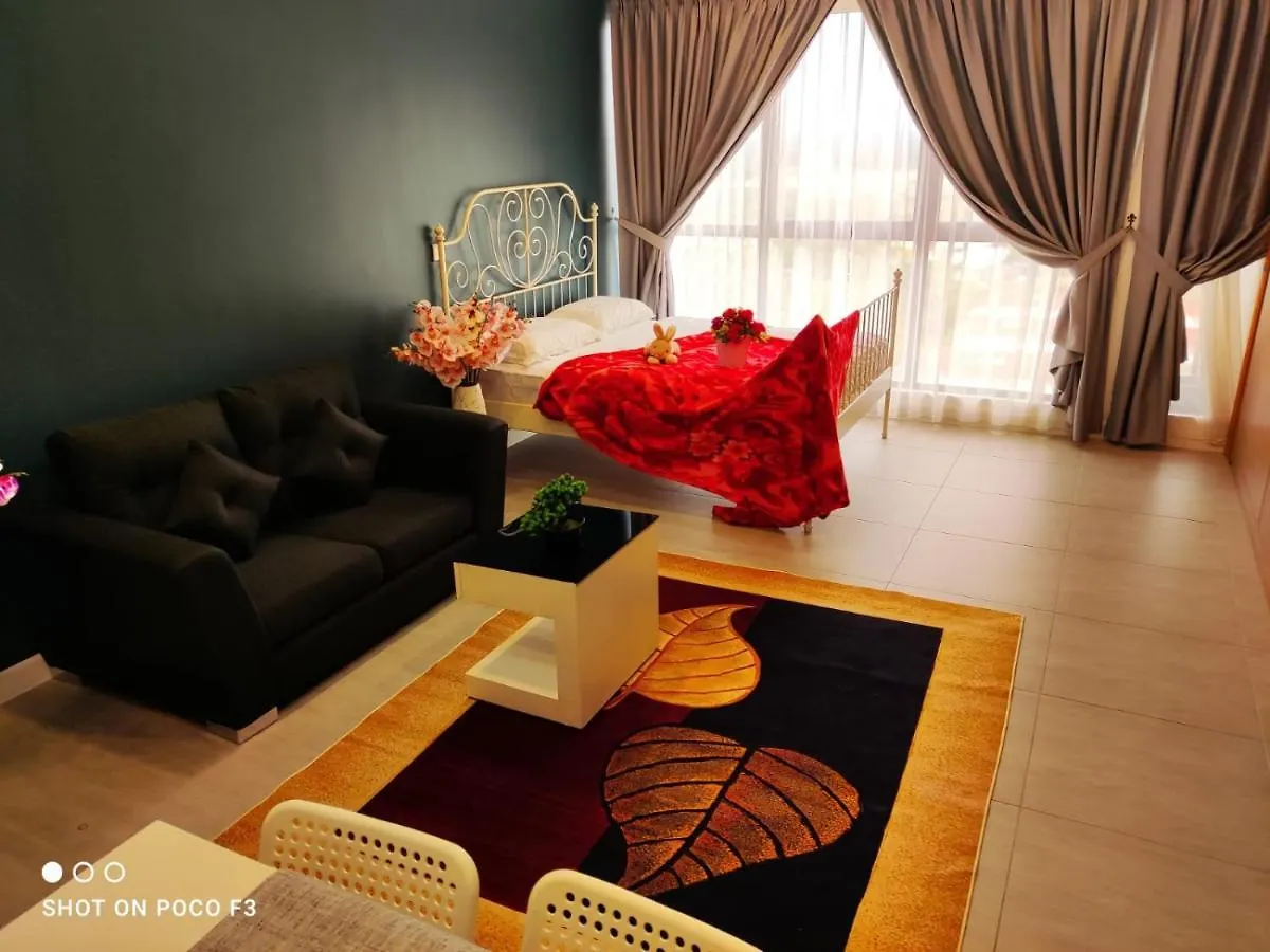 Cozy Unit- Bell Suites- Horizon Suites- Wifi- Netflix- Parking Swimming Pool- Klia Sepang 0*,  Malaysia