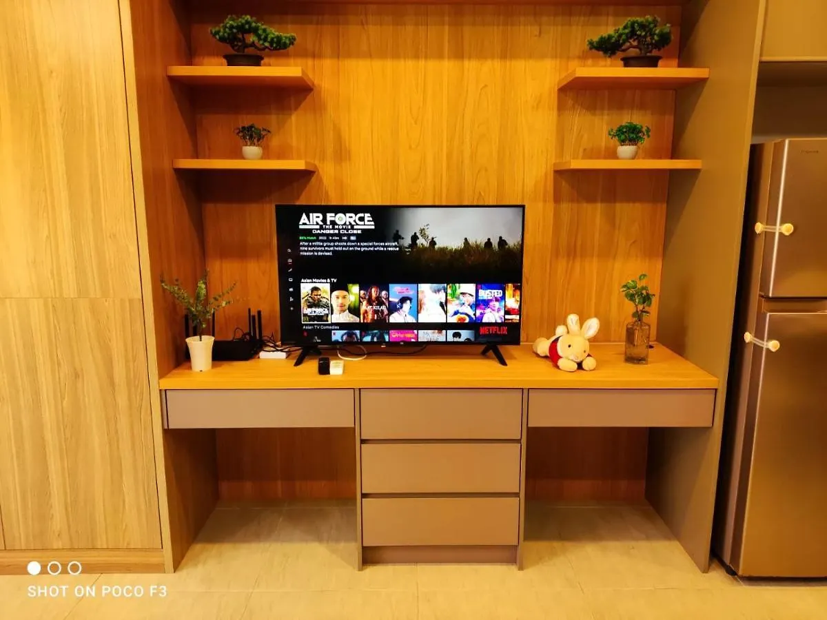 Cozy Unit- Bell Suites- Horizon Suites- Wifi- Netflix- Parking Swimming Pool- Klia Sepang