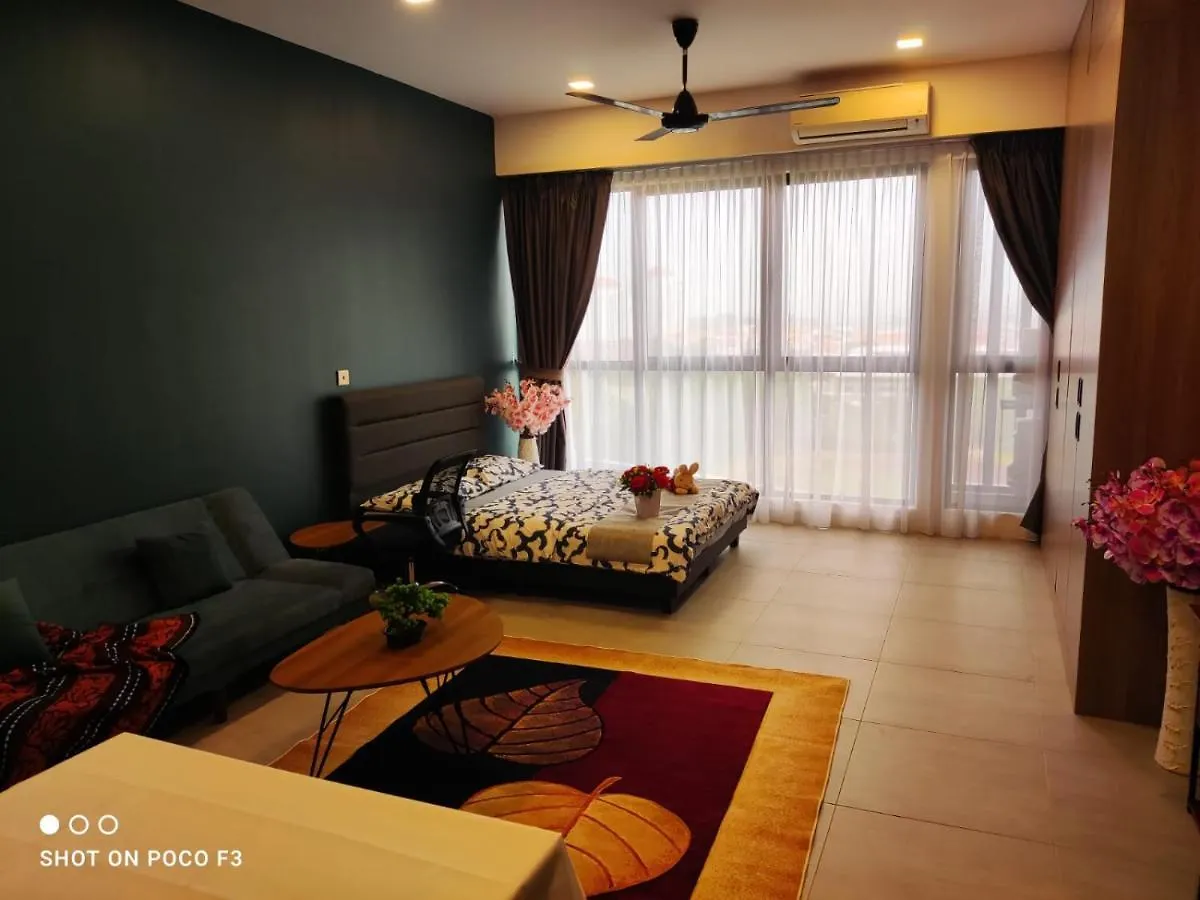 Cozy Unit- Bell Suites- Horizon Suites- Wifi- Netflix- Parking Swimming Pool- Klia Sepang 0*,  Malaysia